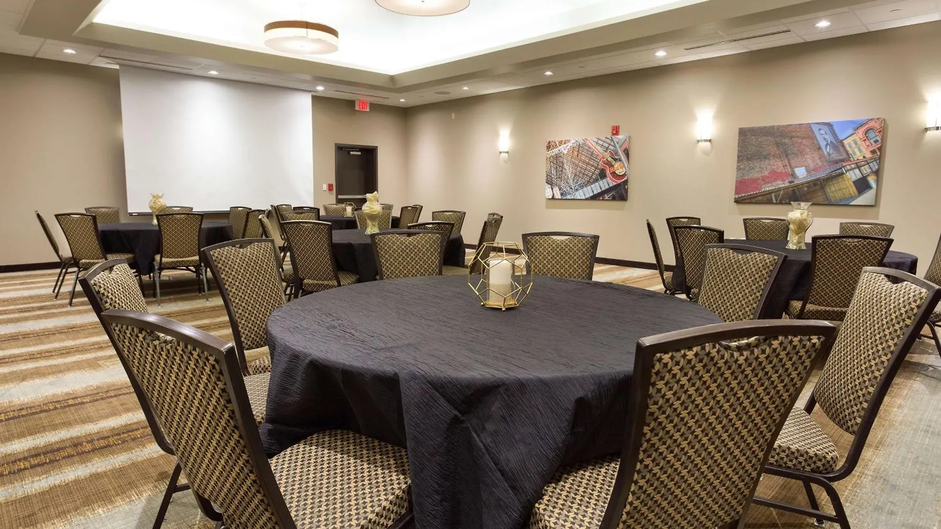Drury Inn & Suites Louisville North